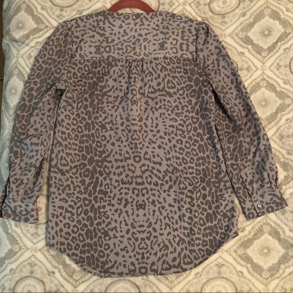 Leopard Print Gray Blouse - Picture 5 of 8